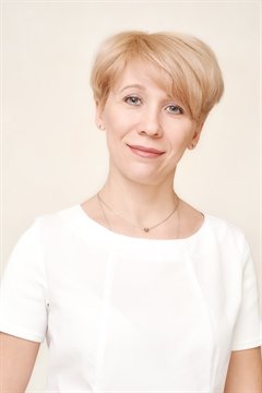 Ярулова Вероника Юрьевна - стоматолог Альтамед-С